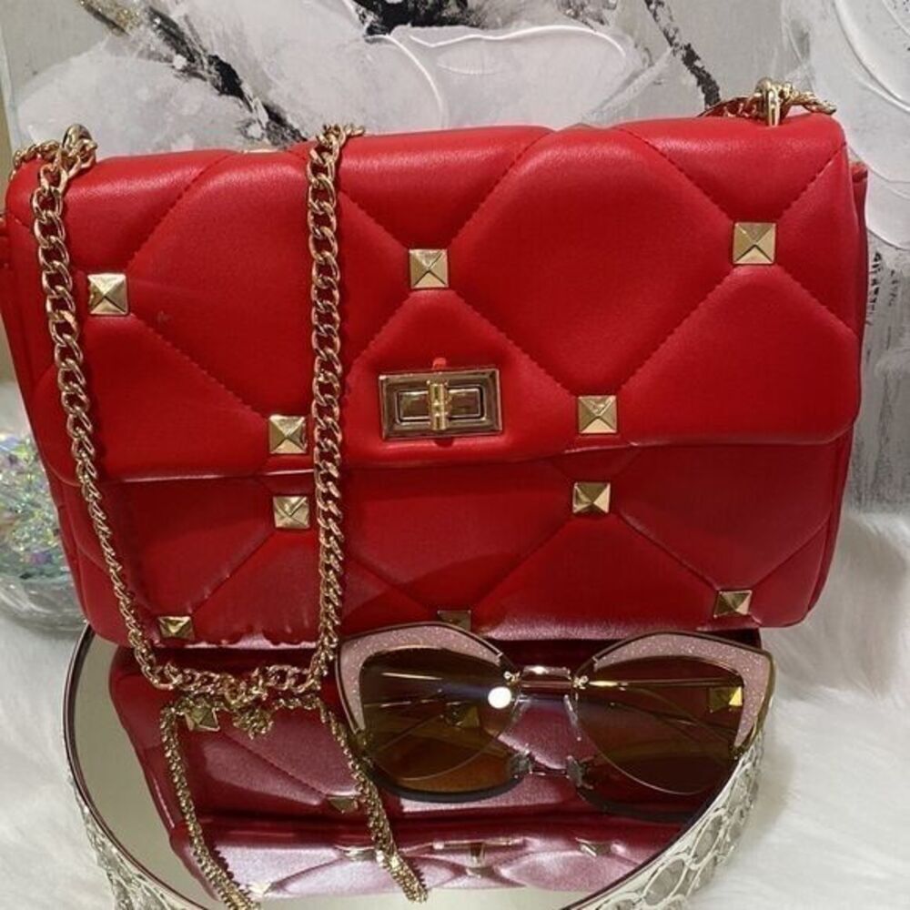# WOMAN'S Purse